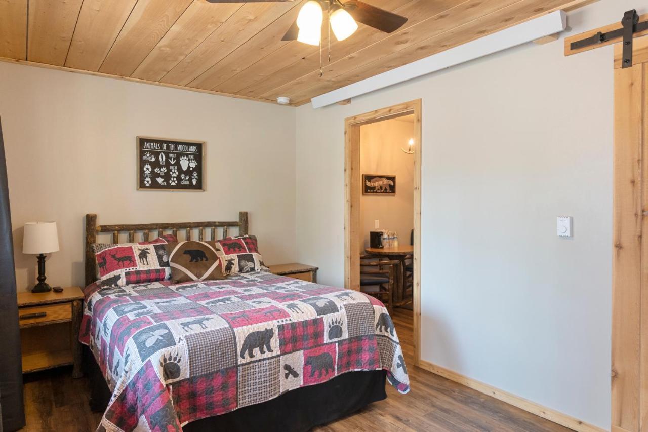 Lake Almanor Lodge Chester Exterior photo